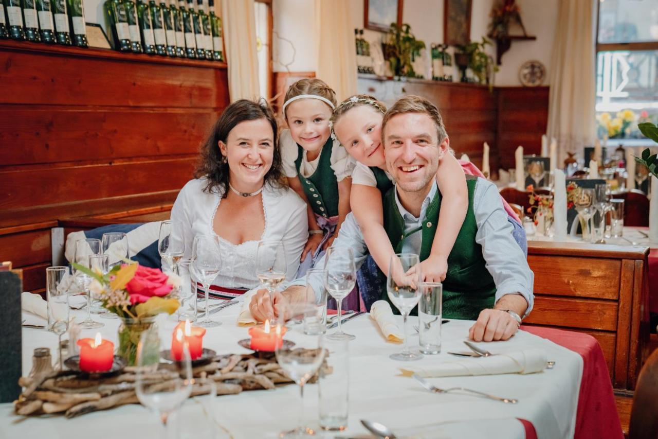 Hotel Drei Hasen Mariazell Bagian luar foto