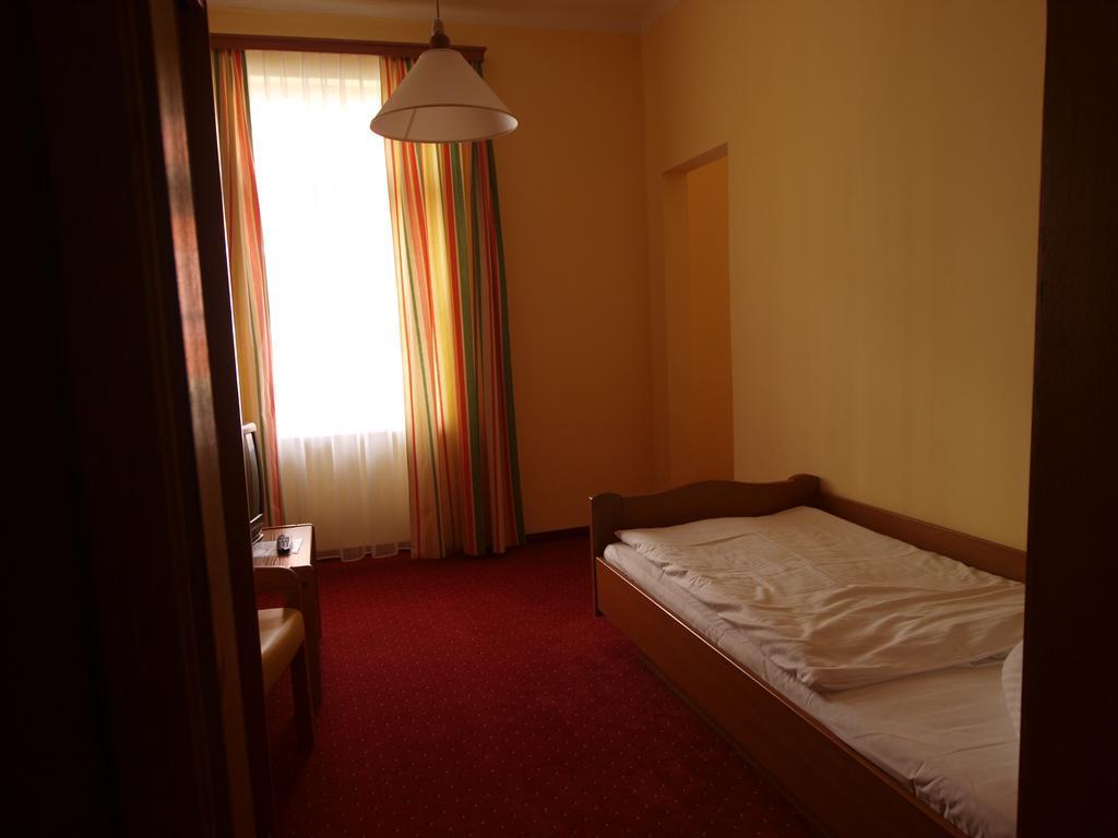 Hotel Drei Hasen Mariazell Bagian luar foto