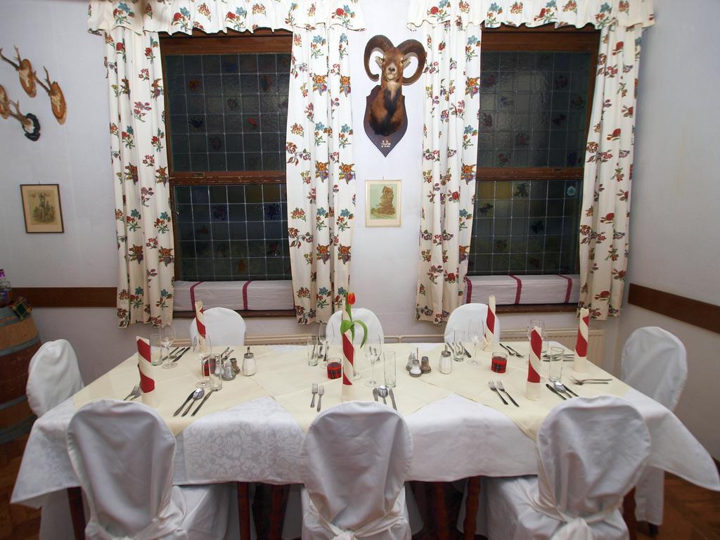 Hotel Drei Hasen Mariazell Bagian luar foto